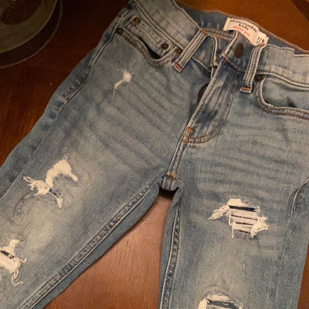 Boys distressed skinny Jean